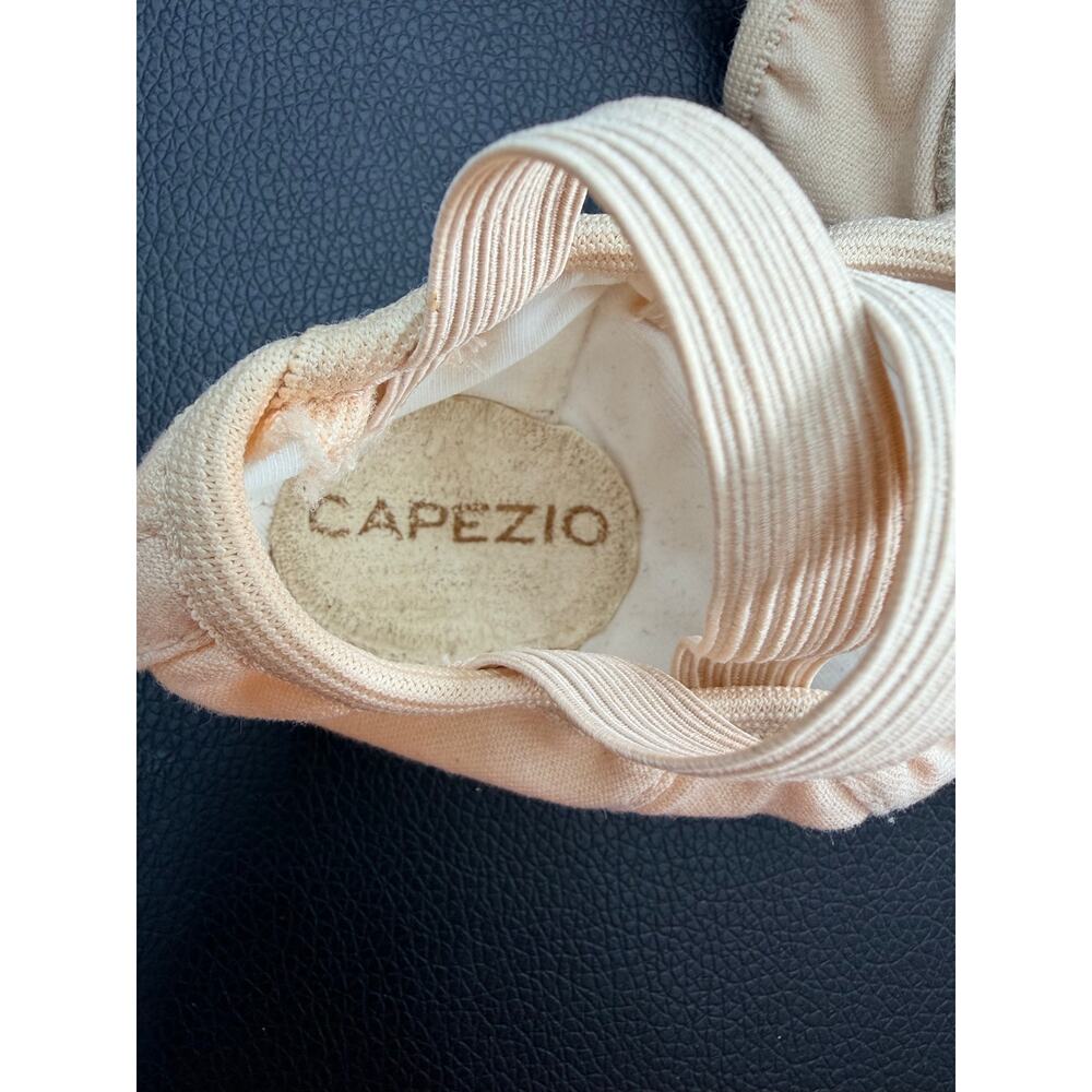 Ballet shoes - Picture 3 of 3